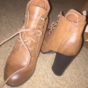 Antique styled dirty cognac booties size 6