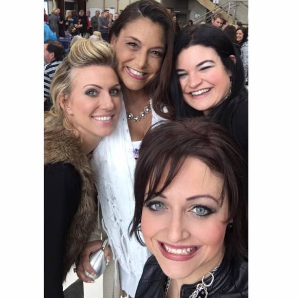 Meet your Posher, Amber