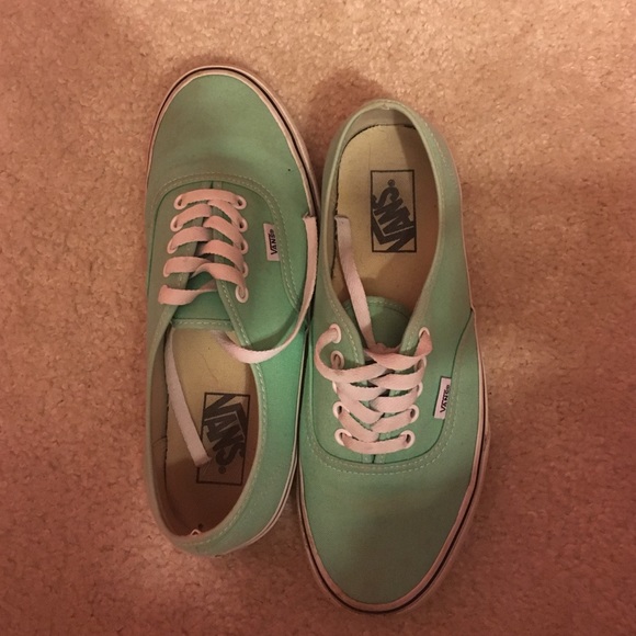 Mint vans