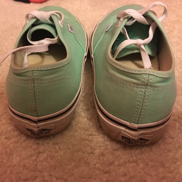 Mint vans - Picture 3 of 4