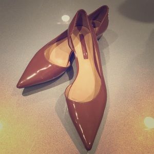 Bandolino nude patent leather flats- so classy!