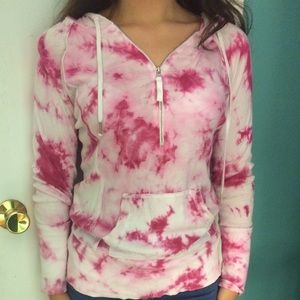 Light long sleeve tie die shirt