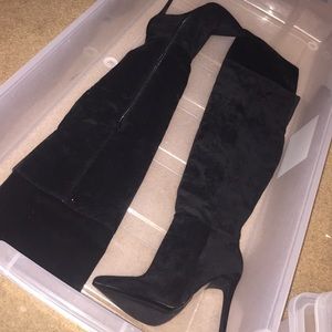 NEW ambitious boot over the knee size 61/2