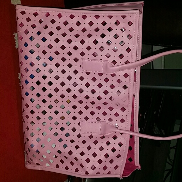 Pink tote