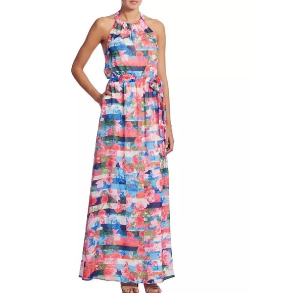 Jessica Simpson Dresses & Skirts - Floral maxi dress