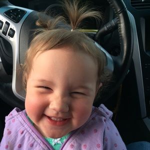 Meet your Posher, Jolie