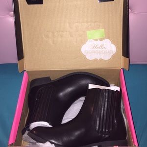 Black Jackson Ankle Boots