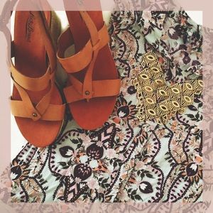 Lucky Brand Naturale Wedges