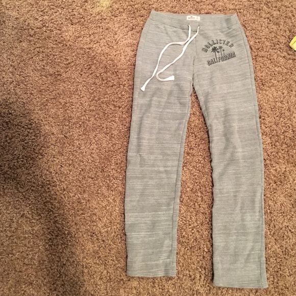 ❗️sold on merc❗️Hollister sweats
