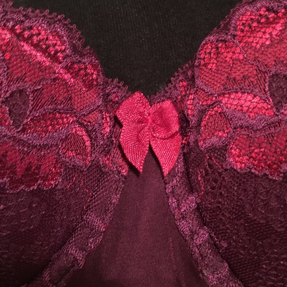 NWOT Burgundy Lace Bra from Adore Me - Picture 2 of 4