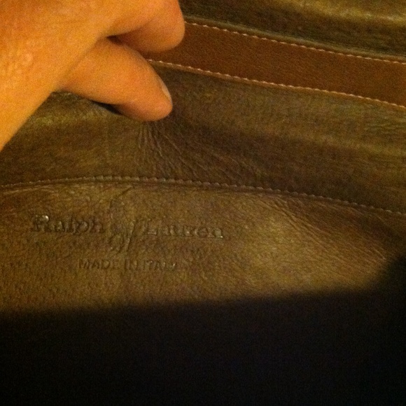 Ralph Lauren buttery soft Italian leather purse - Picture 4 of 4