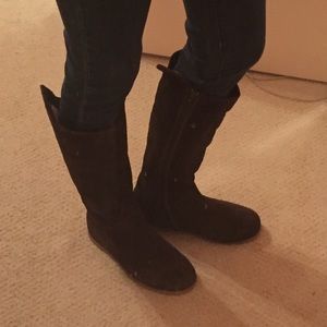 Brown Emu Boots