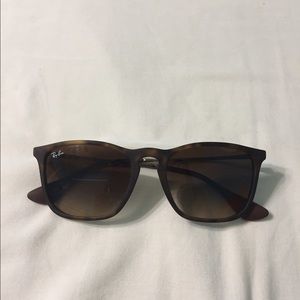 AUTHENTIC Ray Ban "Chris" 4187