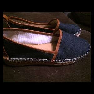 Denim slip ons Bass shoes size 8