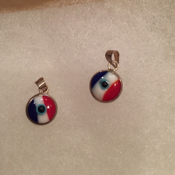 Sterling silver pendent.