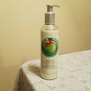 The body shop apple shimmer lotion
