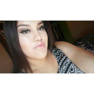 Meet your Posher, Paulina