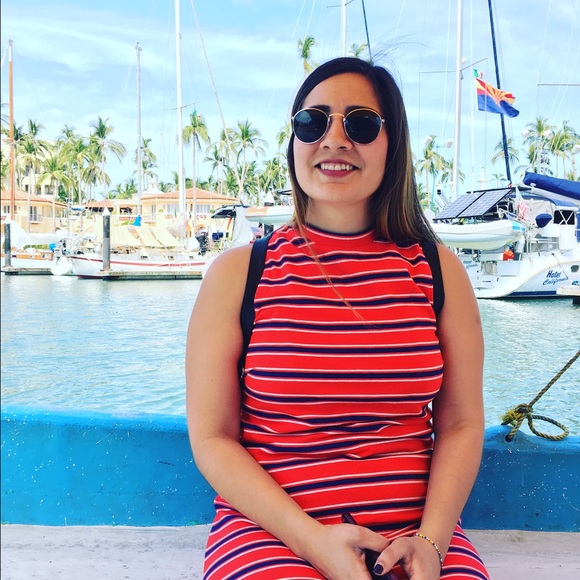 Meet your $eller! - Picture 4 of 5