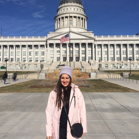 Meet your $eller! - Picture 5 of 5