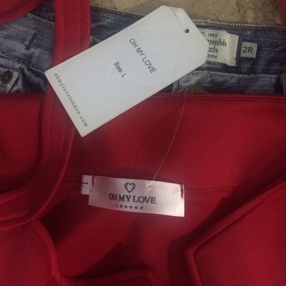 💋Oh My Love plunge front red crop top 💋 - Picture 4 of 4