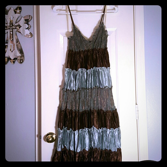 🛍 4/$20 Guess brown and blue flare dress size xs