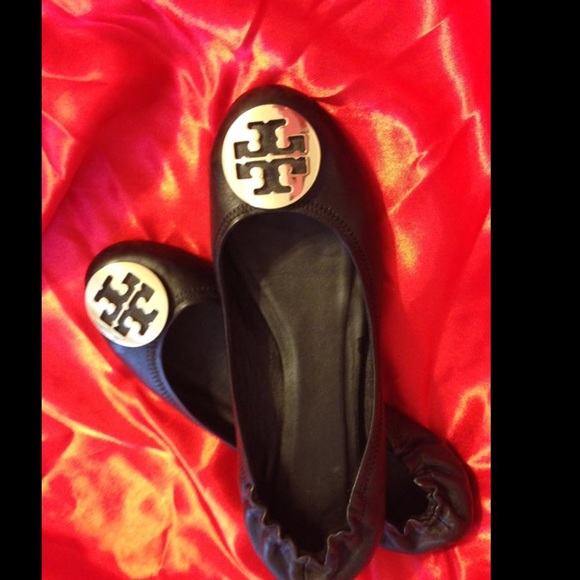 Authentic Tory Burch Flats