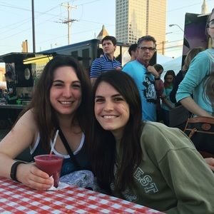 Meet your Posher, Kaitlin