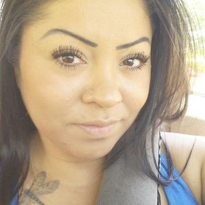 Meet your Posher, Corina