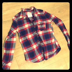 ABERCROMBIE & FITCH XS, blue&red plaid👣Good buy👣