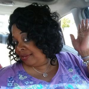 Meet your Posher, Pricilla