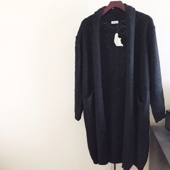 LAST ONE!! Long Knit Cardigan. - Picture 3 of 4