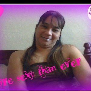 Meet your Posher, Angela