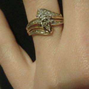 Meet your Posher, Leigh