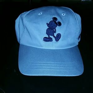 Embroidered Disney mickey hat
