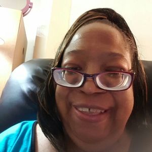 Meet your Posher, Tamela