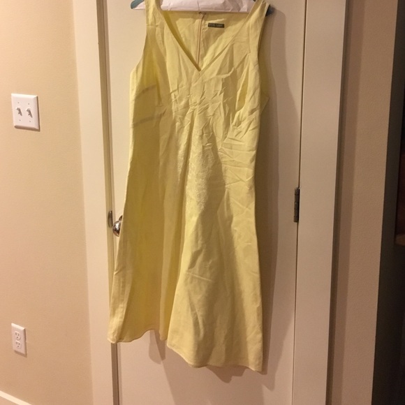 JCrew Yellow summery embroidered dress - Picture 3 of 4