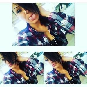 Meet your Posher, Alexis