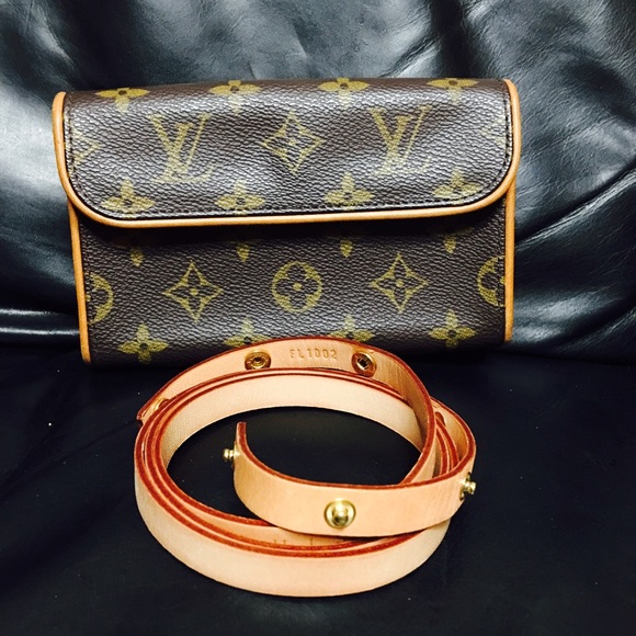 Louis Vuitton Handbags - 🎉1 day sale🎉Authentic florentine waist bag LV