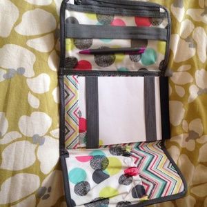 Thirty tri fold one day planner