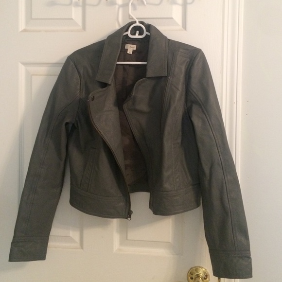 Leather jacket - Picture 1 of 3