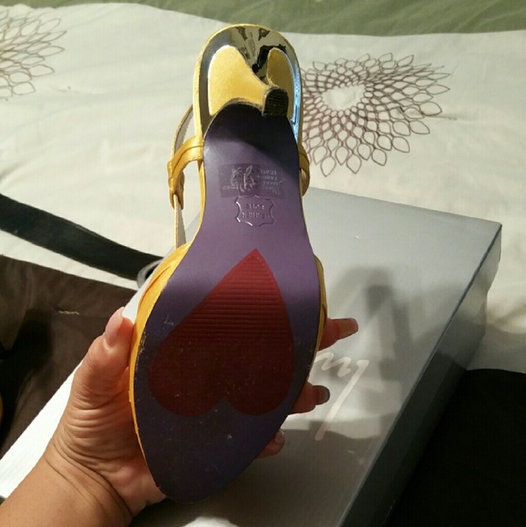 Shoes - Picture 3 of 3