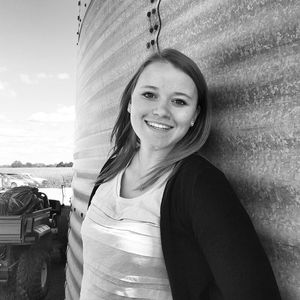 Meet your Posher, Claire