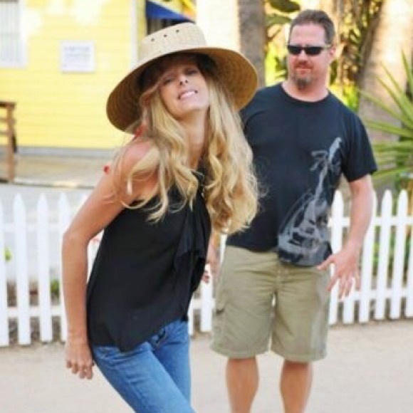 Meet your Posher, Cheryl - Picture 1 of 1