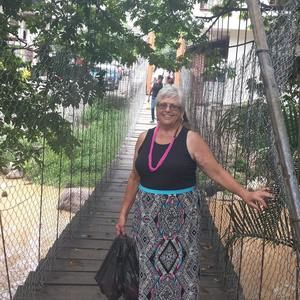 Meet your Posher, Marilyn