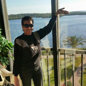 Meet your Posher, Cheryl