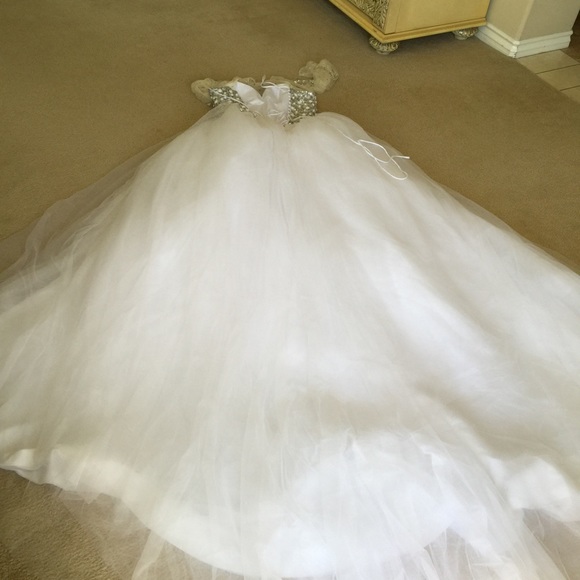 Prom/wedding dress