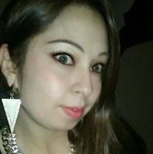 Meet your Posher, Angelica