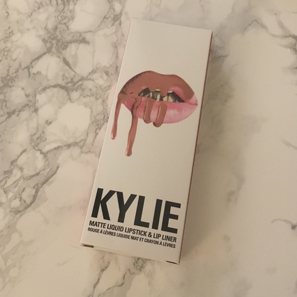 NIB Kylie Lipkit Exposed
