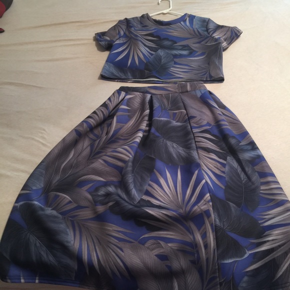 ASOS brand co-ord set. Full skirt and crop top