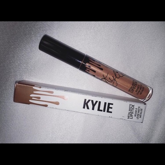 kylie cosmetics *METALLIC*